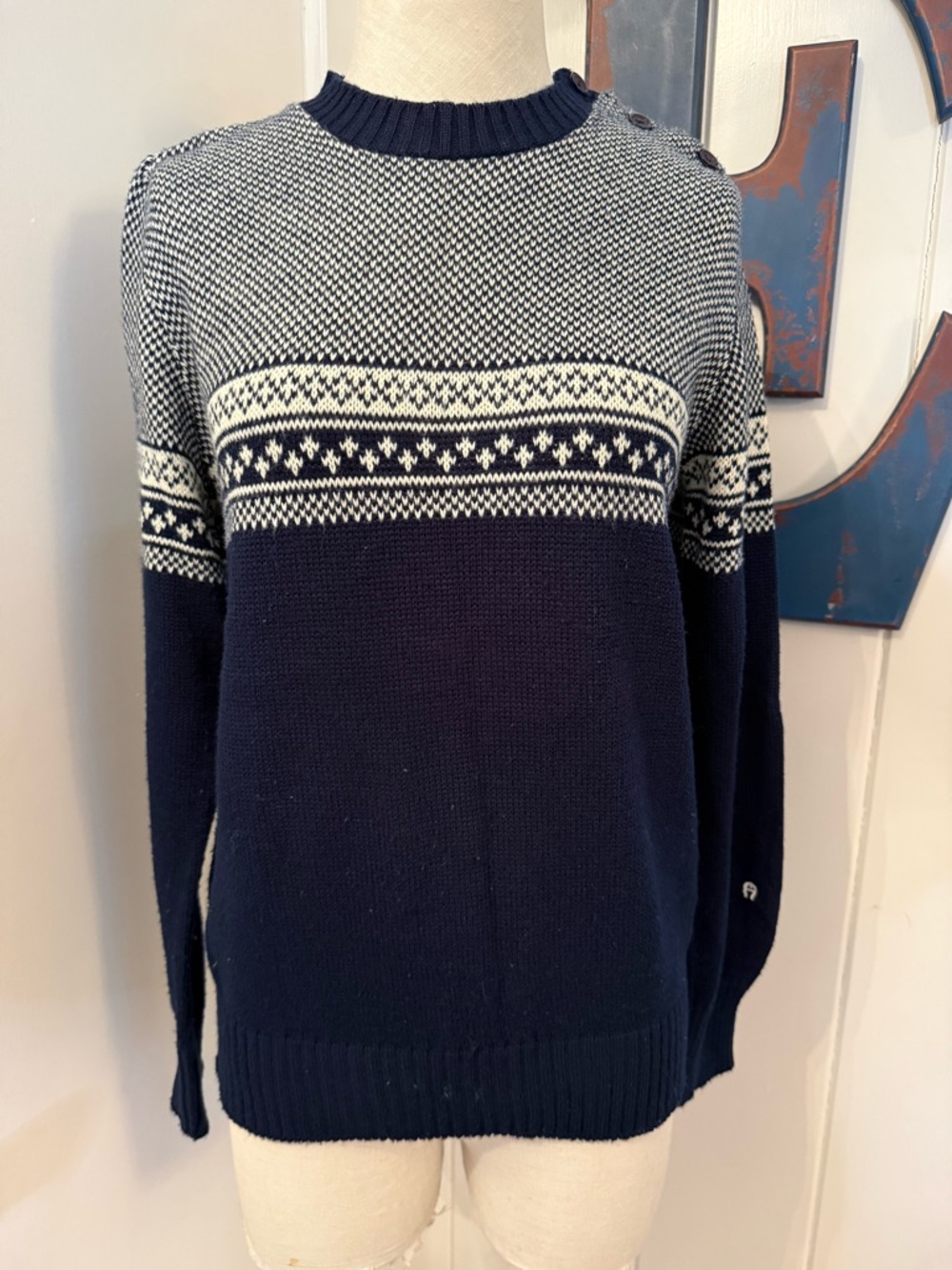 Etienne Aigner Vintage Navy and White Fair Isle Crewneck Sweater Sz M